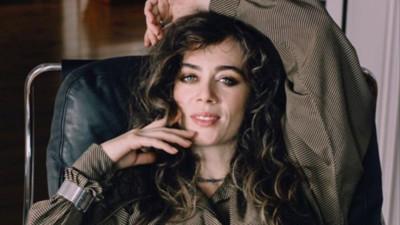 Demet Evgar kızı Mavi ile yeni fotoğraflarını paylaştı