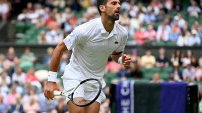 Djokovic hata yapmadı. Kadınlarda favoriler elendi