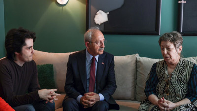 Kemal Kılıçdaroğlu'ndan Özkan Uğur'un ailesine taziye ziyareti