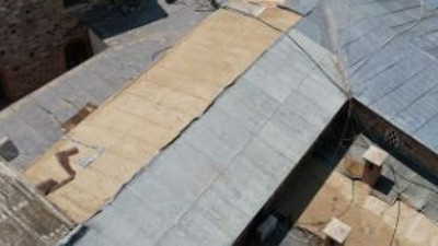 Tarihi çarşının çatısındaki kurşunlar çalındı