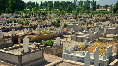 Rüyada mezarlık görmek ne demek? Rüyada mezarlık görmek neye işaret?