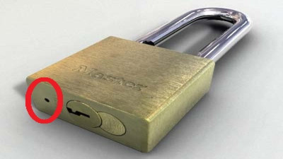 Kilitlerin üzerindeki delik bakın ne işe yarıyor