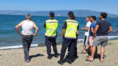 Gölde boğuldu diye aranıyordu yürüyerek geldi