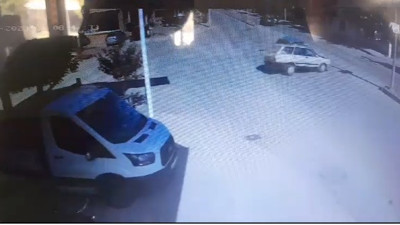 İki otomobilin çarpıştığı kazada 1 kişi ağır yaralandı