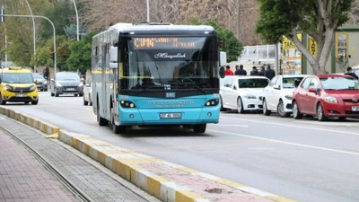 Antalya'da Toplu Ulaşıma Yüzde 56 Oranında Zam Yapıldı