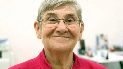 Canan Hoca, “İçmeyin kalp durdurur” dedi.