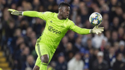 Manchester United 55 milyon euroya aldığı yeni kalecisini açıkladı