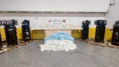 İstanbul Havalimanı'nda uyuşturucu operasyonu (22 Temmuz 2023)