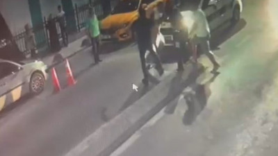 Sultangazi'de hastane önünde park kavgası