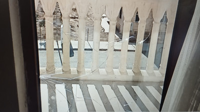 Aşırı sıcaklar cam çatlattı