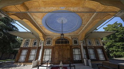 Aynalıkavak kasrı göz kamaştırıyor