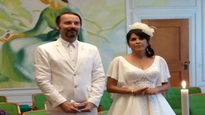 Ünlü oyuncu nikah fotoğraflarını ilk kez paylaştı