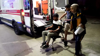 Köpeklerden kaçmak isterken skuterden düşen 2 arkadaş yaralandı (26 Temmuz 2023)