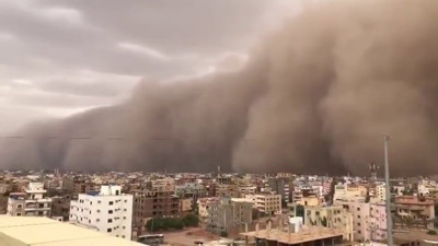 Sudan’ı kum fırtınası vurdu