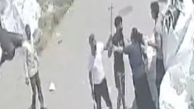 Ataşehir'de satır ve bıçaklı hız kavgası