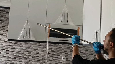 Mutfağa girdi göz göze geldi çığlıkları binayı inletti. Bursa'da yaşandı