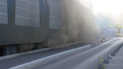İstanbul’da iş merkezinde yangın