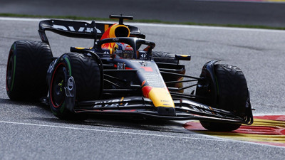 Belçika Grand Prix'inde kazanan Verstappen