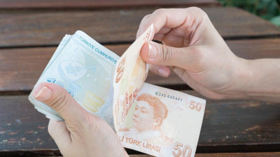 Çift maaş alabilirsiniz. Binlerce kişiyi ilgilendiriyor. SGK açıkladı