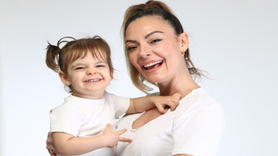 Özge Özder kızı Luna'yla kamera karşısına geçti