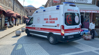 Tabancasını temizlerken kendi kendini vurdu