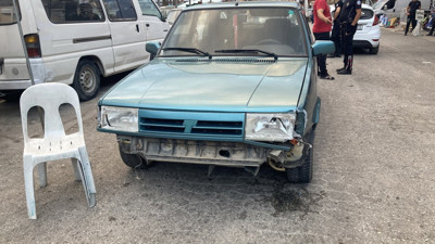 Eşini başkasıyla görünce şoföre saldırdı. 3 araç birbirine girdi