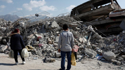 Yurtta kalan depremzedelere büyük şok. Kira yardımlarını kestiler