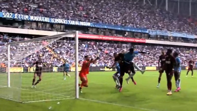 Akintola perdeyi açtı. Adana Demirspor Cluj karşısında öne geçti