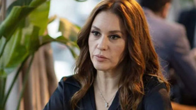 Kızılcık Şerbeti oyuncusu Evrim Alasya takipçisini ifşa etti