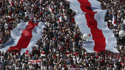Polonya'daki Belarus vatandaşlarından protesto