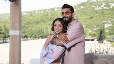 Zeynep Bastık vefa borcunu ödedi