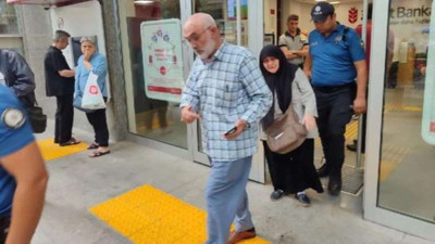 Dolandırılmakta ısrarcı olan vatandaş kıl payı kurtuldu. Bankacılar ikna etmek için seferber oldu
