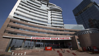 Büyük kurultay mı tüzük kurultayı mı. Yeni program hazırlığındaki CHP MYK'sı yarın toplanacak