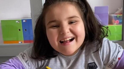 Dördüncü kattan düşen engelli çocuk hayatını kaybetti