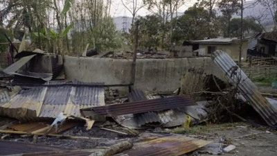 Hindistan'da şiddet olayları durmuyor. Manipur'da 3 kişi öldü