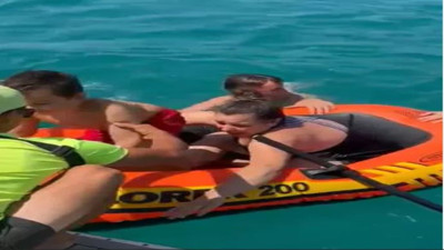 Edirne'de şiddetli rüzgar az kalsın faciaya sebep oluyordu