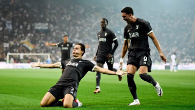 Juventus fırtına gibi başladı. Deplasmanda gol yağdırdı