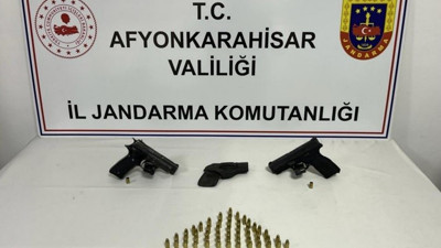 Silah kaçakçıları yakalandı (22 Ağustos 2023)