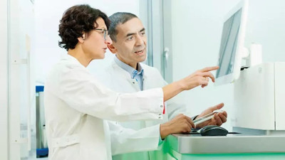 Kanser aşısının hastalara ulaşacağı tarih belli oldu