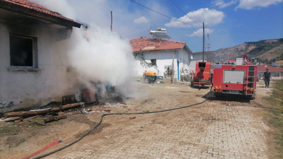 Patlayan mutfak tüpü yangın çıkardı
