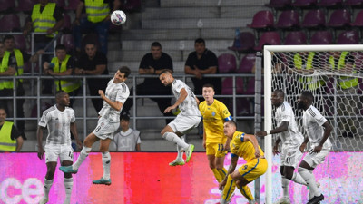 Beşiktaş Dinamo Kiev'den galibiyeti söktü aldı