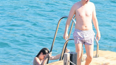 53 milyar dolarlık mirasın vârisi tatil için bodrumu seçti