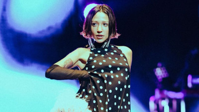 Zeynep Bastık'ın konser kombini çok konuşuldu