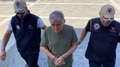 Bakan Yerlikaya duyurdu: Turuncu kategoride yer alan firari FETÖ'cü yakalandı