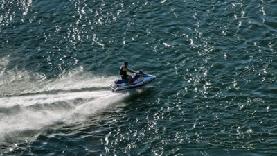 Cezayir sularına giren 2 turist vurularak öldürüldü