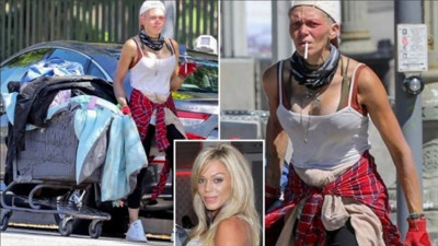 Ünlü model Loni Willison ön dişleri dökük yine çöp toplarken görüntülendi