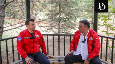 Selçuk Bayraktar siyasete girip girmeyeceğini açıkladı. Ünlü gazeteci Toygun Atilla sordu o da her şeyi anlattı