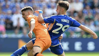 Hull City Leicester'i devirdi. Yunus Akgün detayı