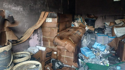 Hatay’da depo yangını söndürüldü