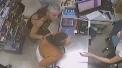 Eski eşinin bıçaklı saldırısına uğrayan kadın yaralandı